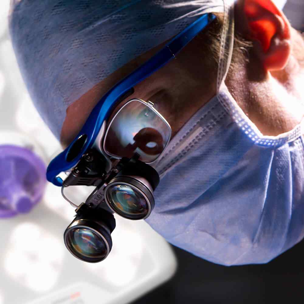 https://clinic.ariasibiu.ro/wp-content/uploads/2021/09/dr_cv_02.jpg